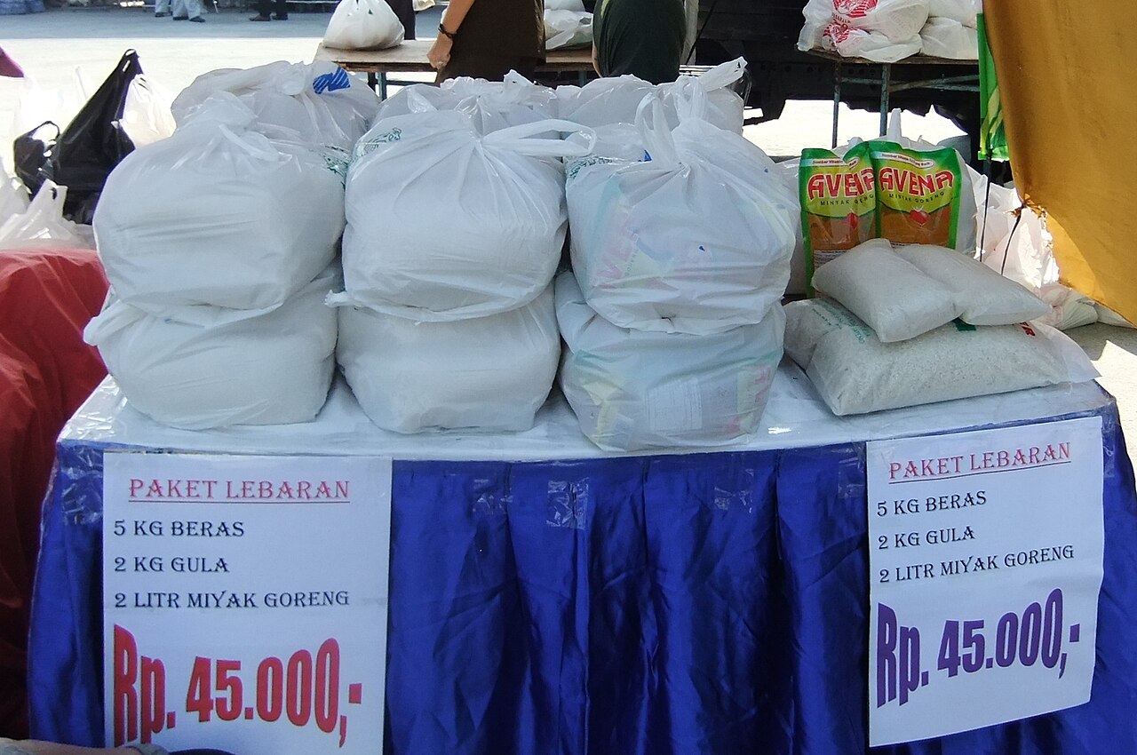 Penyaluran bansos jayapuraselatan
